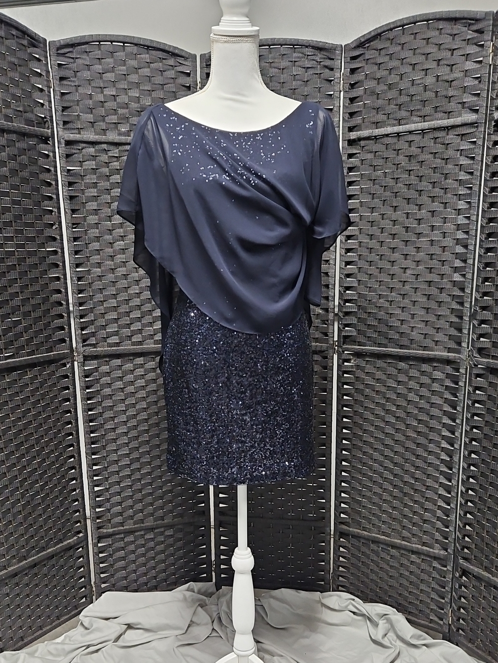 Size 4/6 navy blue boat neck sequin & chiffon capelet cocktail by Betsy & Adam